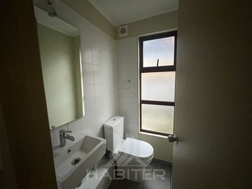 Casa en Venta en Condominio Neyen, Valles del country, Talca
