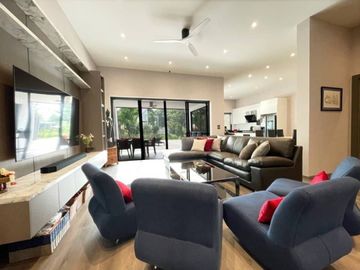 4 Bedroom House for sale at Wang Tan Home