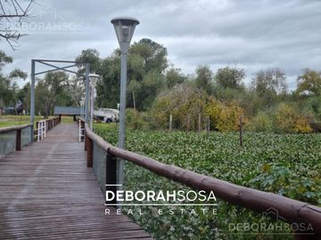 Casa en venta 6 ambientes en el Barrio El Nautico Country Club Escobar apto credito
