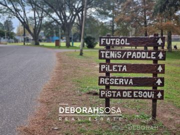 Casa en venta 6 ambientes en el Barrio El Nautico Country Club Escobar apto credito