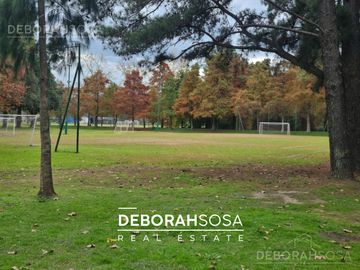 Casa en venta 6 ambientes en el Barrio El Nautico Country Club Escobar apto credito