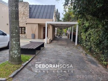 Casa en venta 6 ambientes en el Barrio El Nautico Country Club Escobar apto credito