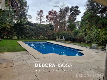 Casa en venta 6 ambientes en el Barrio El Nautico Country Club Escobar apto credito