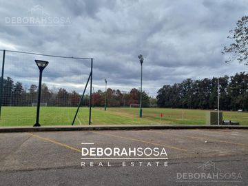 Casa en venta 6 ambientes en el Barrio El Nautico Country Club Escobar apto credito