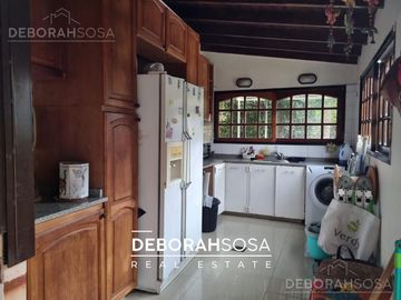 Casa en venta 6 ambientes en el Barrio El Nautico Country Club Escobar apto credito