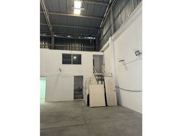 VENDO BODEGA EN ZONA FRANCA ARMENIA