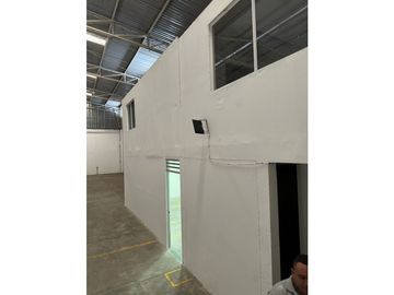 VENDO BODEGA EN ZONA FRANCA ARMENIA