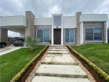 EXCELENTE CASA DE CAMPO ESTRENAR ARMENIA