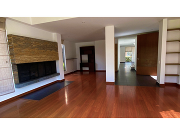Excelente casa campestre en venta  Chía