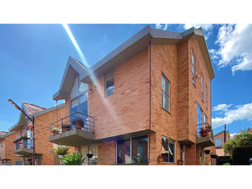 Excelente casa campestre en venta  Chía