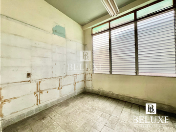 VENTA CASA EXCELENTE UBICACION EN ALTOS DEL GOLF (4)