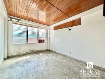 VENTA CASA EXCELENTE UBICACION EN ALTOS DEL GOLF (4)