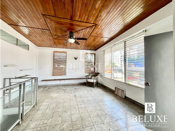 VENTA CASA EXCELENTE UBICACION EN ALTOS DEL GOLF (4)