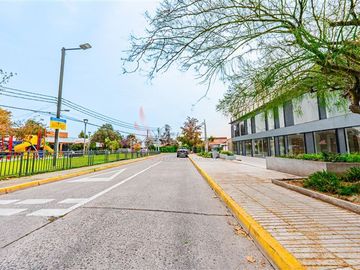 Casa en Venta en Las Tranqueras / Vitacura - Excelente Propiedad Para Remodelar