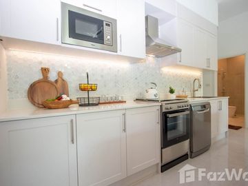 3 BR Pool House At Rochalia Near Lanna International