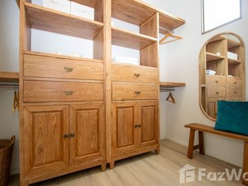 3 BR Pool House At Rochalia Near Lanna International
