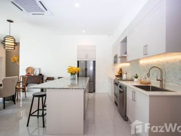 3 BR Pool House At Rochalia Near Lanna International