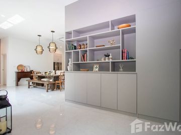 3 BR Pool House At Rochalia Near Lanna International