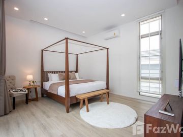 3 BR Pool House At Rochalia Near Lanna International