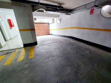 Cómodo Dúplex frente a parque