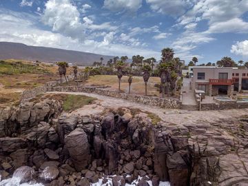 Your Private Oceanfront Family Paradise in Punta Piedra