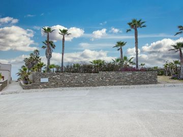 Your Private Oceanfront Family Paradise in Punta Piedra