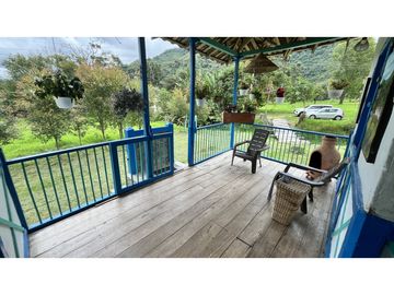VENTA DE CASA CAMPESTRE EN SALENTO, QUINDO, COLOMBIA