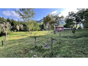 VENTA DE CASA CAMPESTRE EN SALENTO, QUINDIO, COLOMBIA