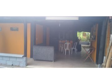 Se Vende Finca abordo de carretera en Ulloa Valle