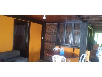 Se Vende Finca abordo de carretera en Ulloa Valle