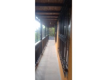 Se Vende Finca abordo de carretera en Ulloa Valle