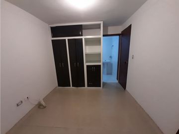 Casa de dos pisos en venta Barrio El Bosque Palmira Valle Colombia