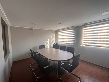 Casa en Venta en ¡¡A pasos del metro Chacabuco!!