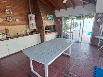 Chalet en venta en Quilmes Oeste