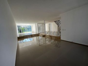 Casa en venta en Lomas de Tecamachalco
