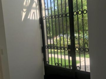 Excelente Casa en COMPLEJO VILLA NUEVA - Santa Clara