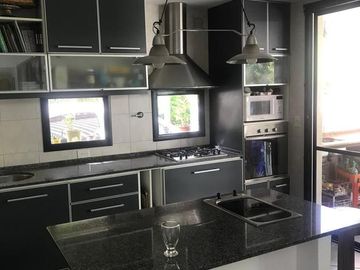 Excelente Casa en COMPLEJO VILLA NUEVA - Santa Clara