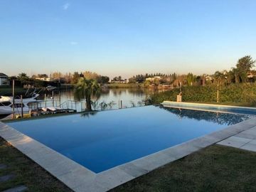 CASA EN LOTE AL RIO en COMPLEJO VILLA NUEVA - Santa Catalina