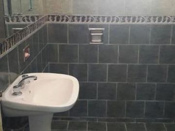 CASA EN VENTA SOBRE AMPLIO LOTE