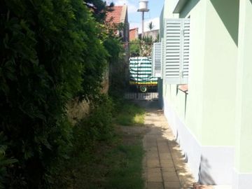 CASA EN VENTA SOBRE AMPLIO LOTE