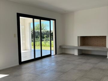CASA en Venta en COMPLEJO PUERTOS  - CEIBOS
