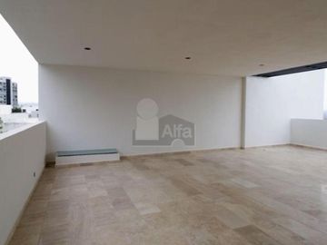 Residencia en venta en fraccionamiento exclusivo Sierra Azúl, San Luis Potosí