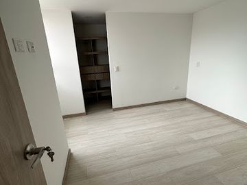 VENTA de APARTAMENTO en SABANETA