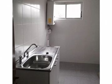 PRECIO CONVERSABLE (PISO 3, SIN ASCENSOR)