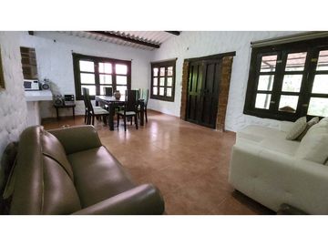SE VENDE CASA EN MINCA SOBRE EL RIO, SANTA MARTA
