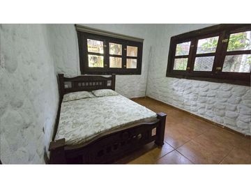 SE VENDE CASA EN MINCA SOBRE EL RIO, SANTA MARTA