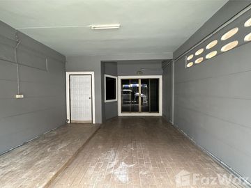 2 Bedroom Townhouse for sale in Hat Yai, Songkhla