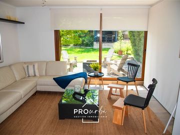 Casa en Venta en Entre Camino El Alba y camino Las Flores