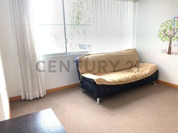 Vendo dpto 2 dormitorios con patio y pérgola Iñaquito Alto
