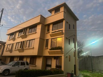 VENTA DPTO CDLA. ENTRE RIOS SAMBORONDON SEGURIDAD AMPLIO ESPACIO 290M2 (JLR)